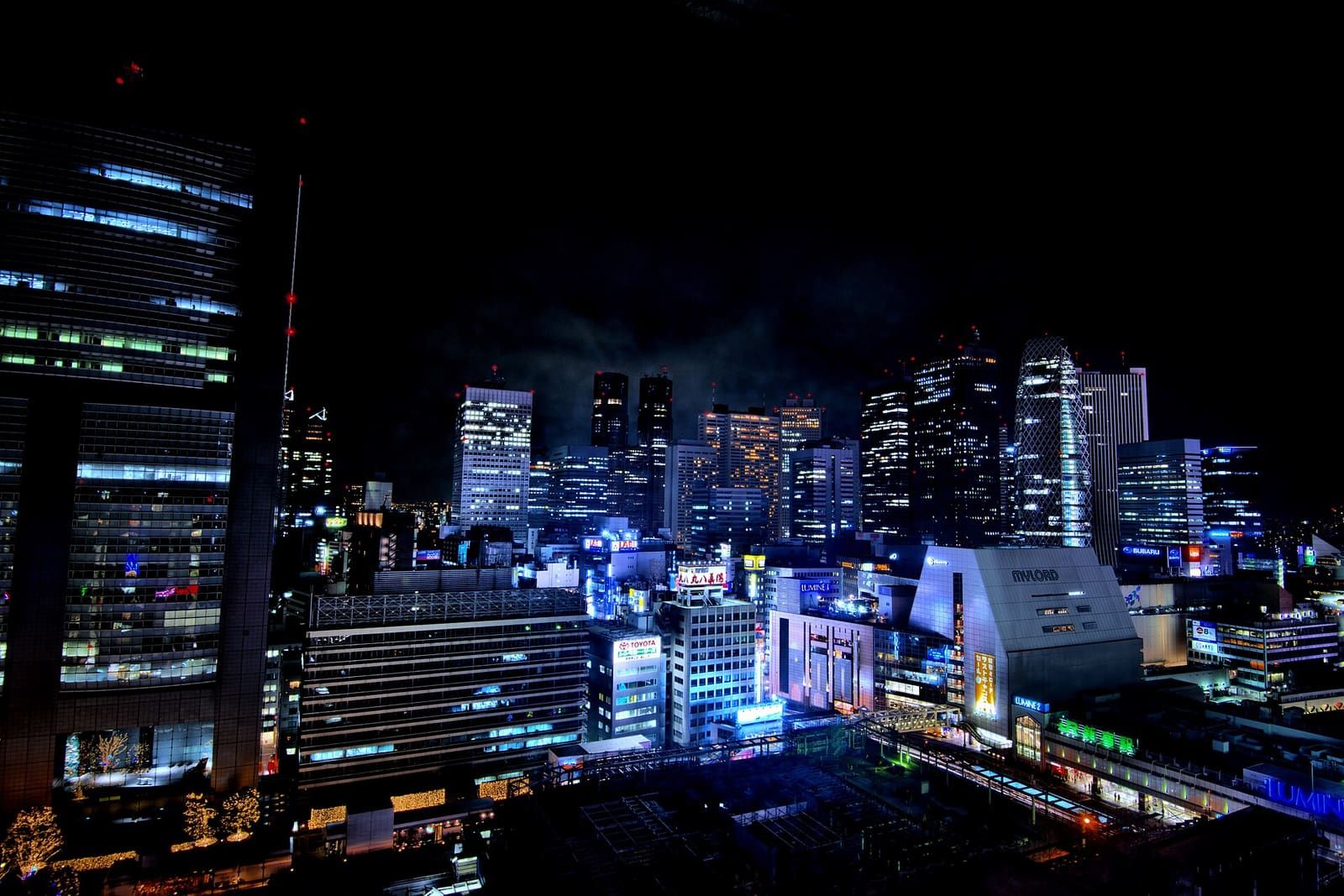Shinjuku, Tokyo at night